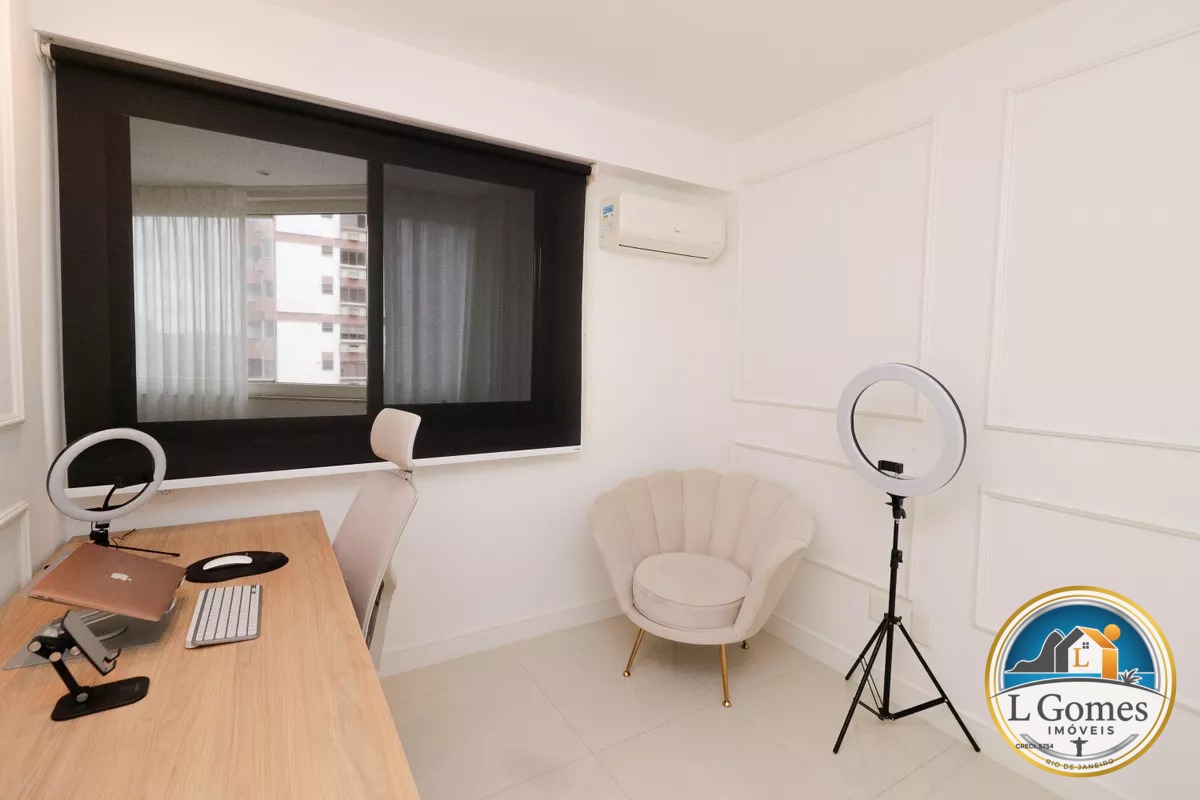 imgi_971_original894864094-587.4592906720078untitled8294