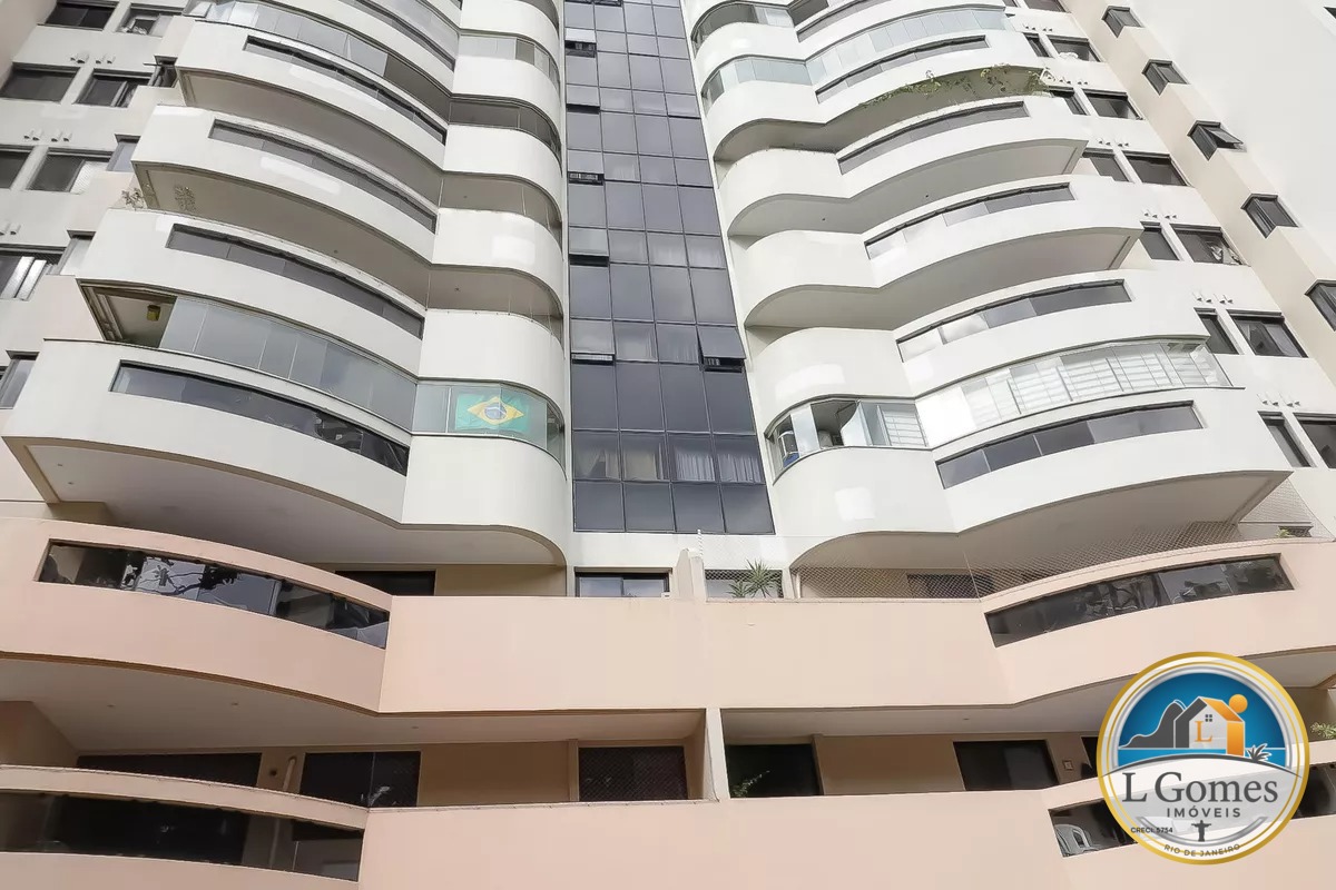 imgi_984_original894864094-786.8364240173756untitled8352